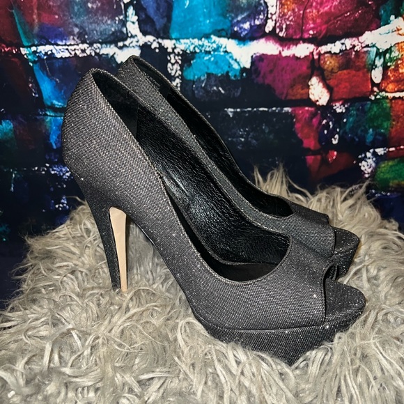 Aldo Shoes - Aldo women’s heels size 40 sparkly grayish black with matching clutch!